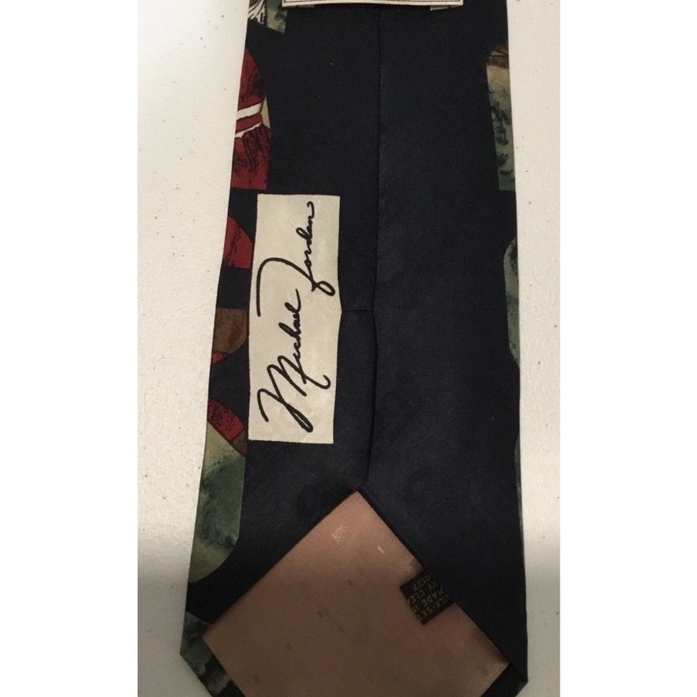 Vintage Michael Jordan Silk Necktie Men's Chicago Bulls Basketball Tie - Picture 11 of 13